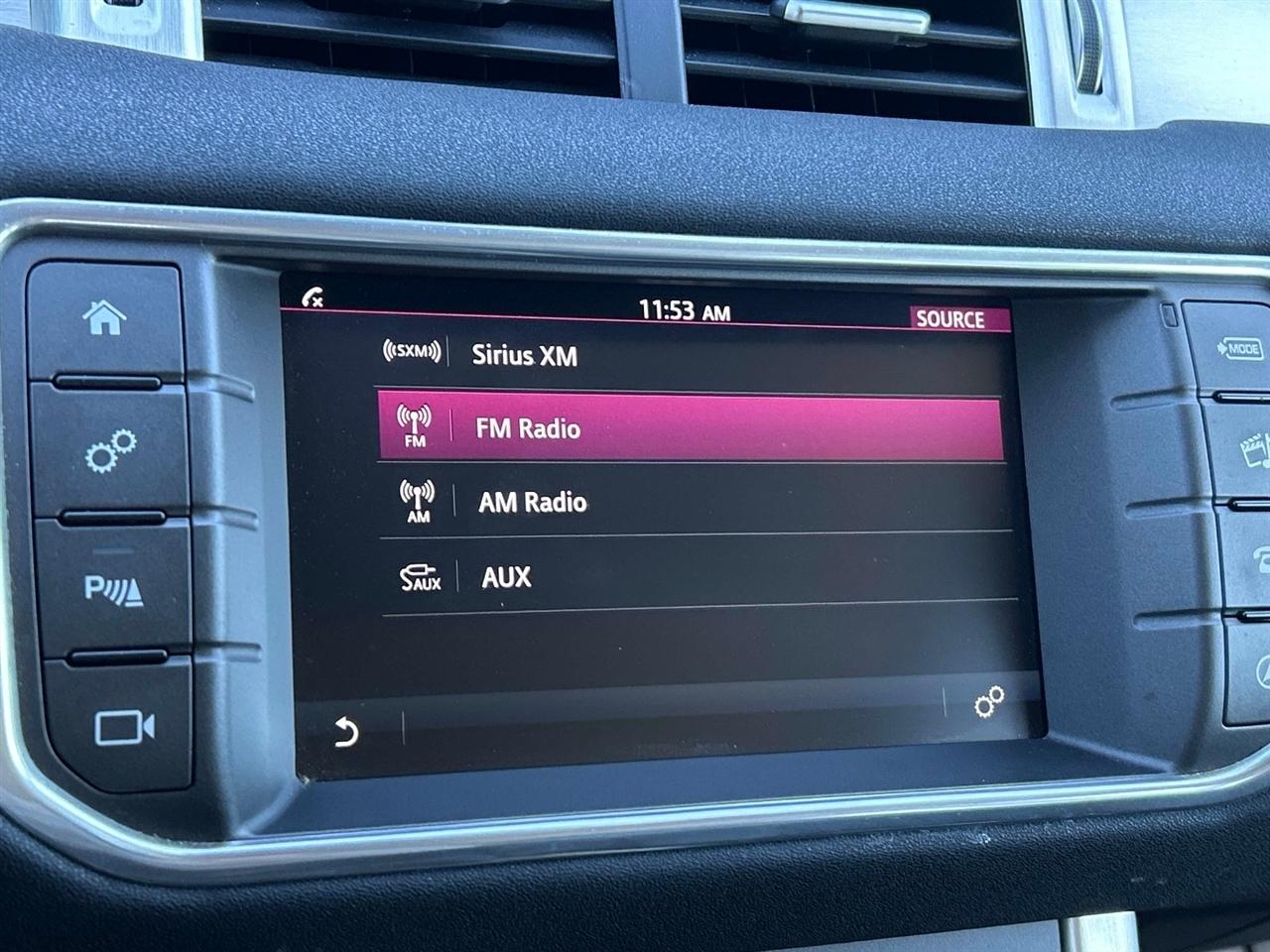Land Rover Range Rover Evoque 5 Door SE 2017