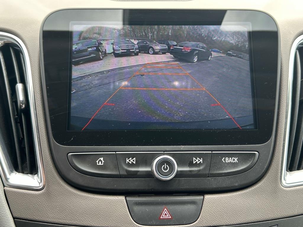 Chevrolet Malibu  2017