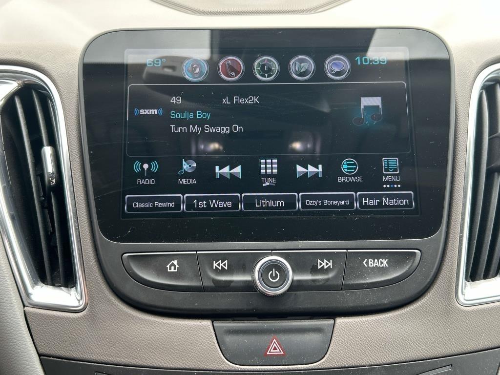 Chevrolet Malibu  2017