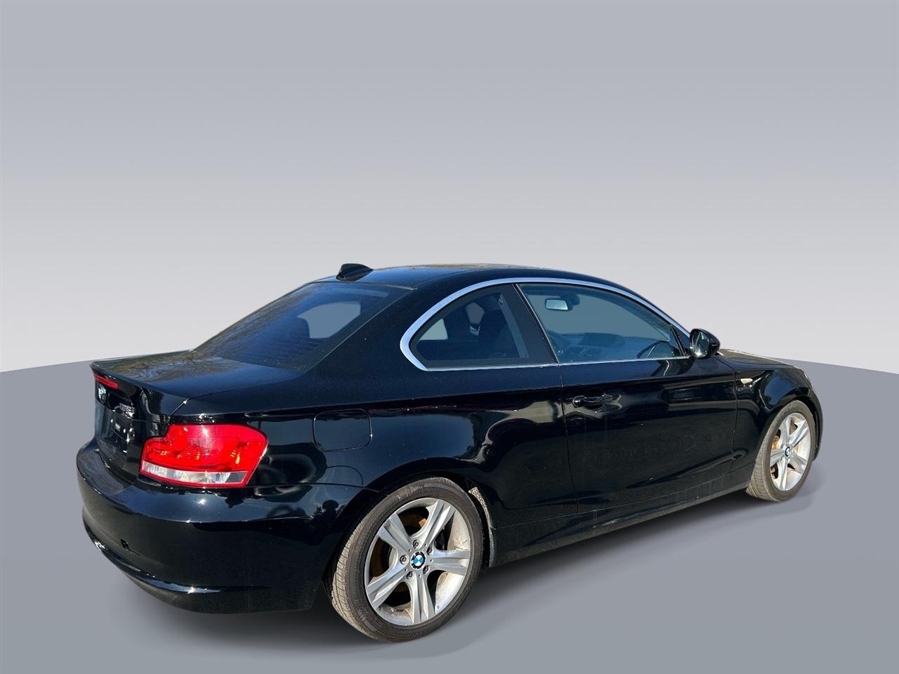 BMW 1-Series  2012