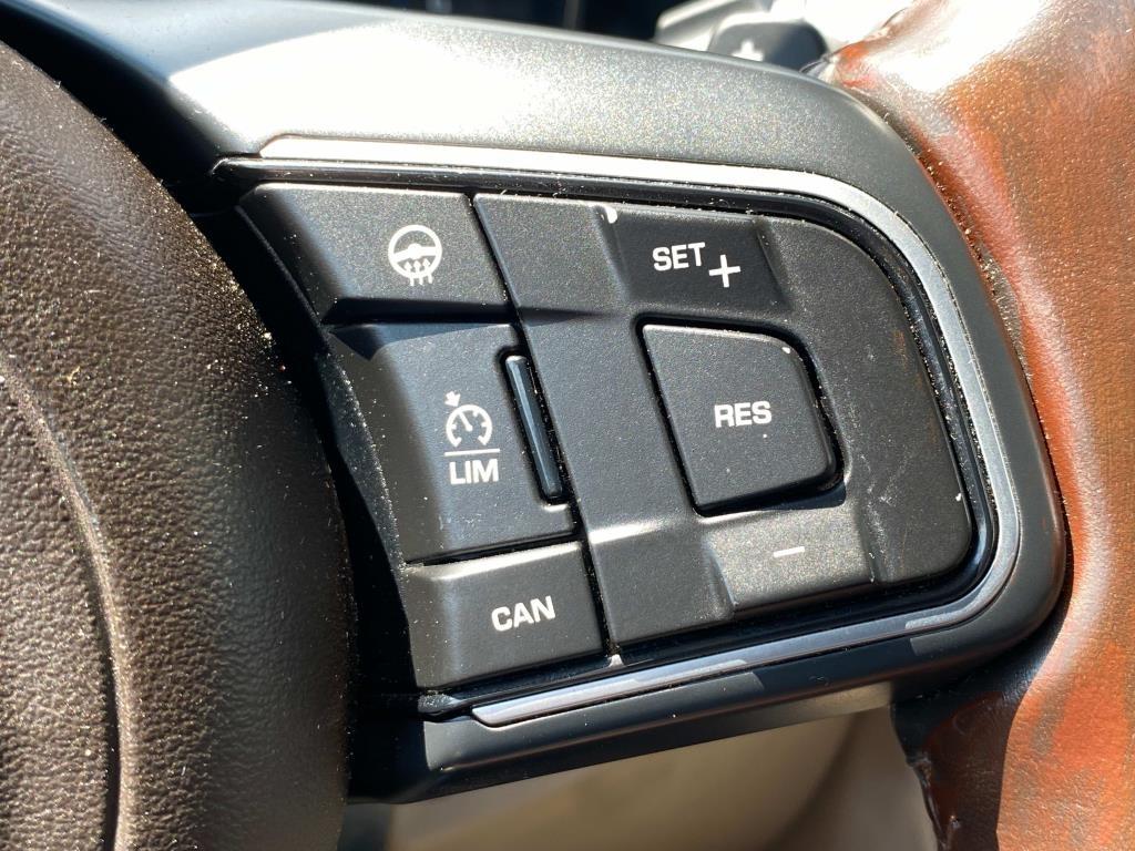 Jaguar XF-Series  2016