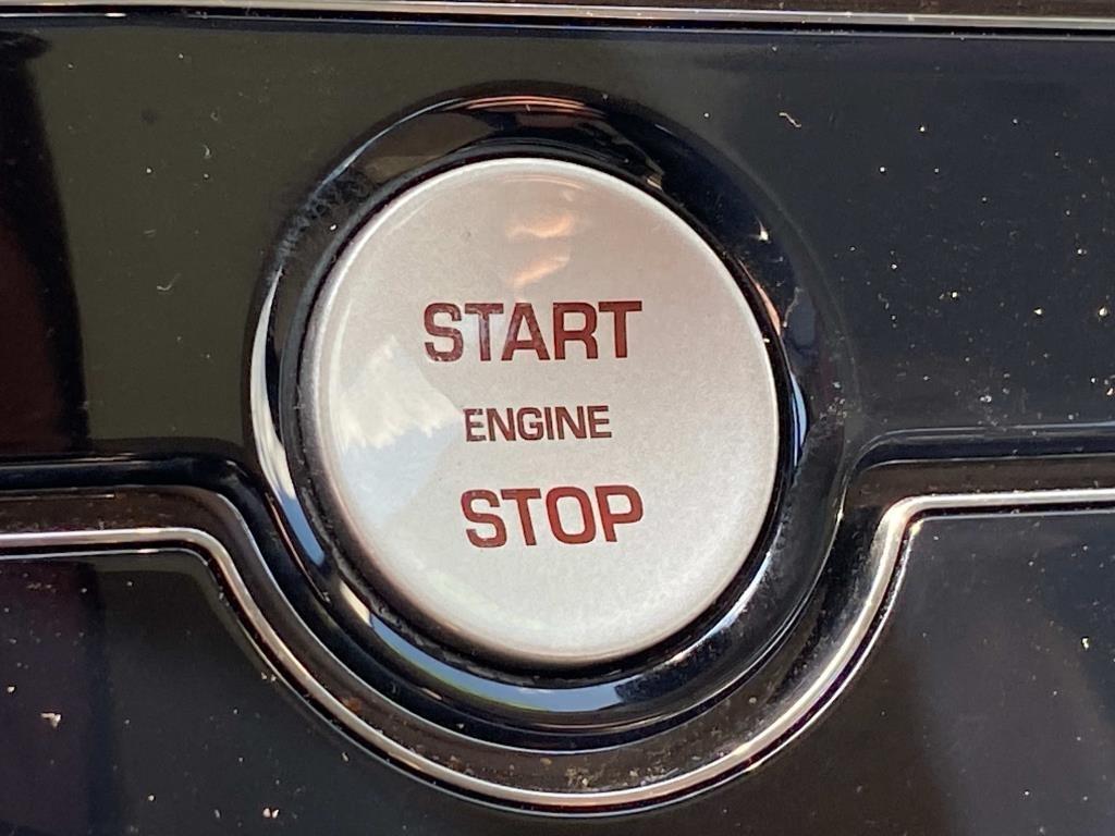 Jaguar XF-Series  2016