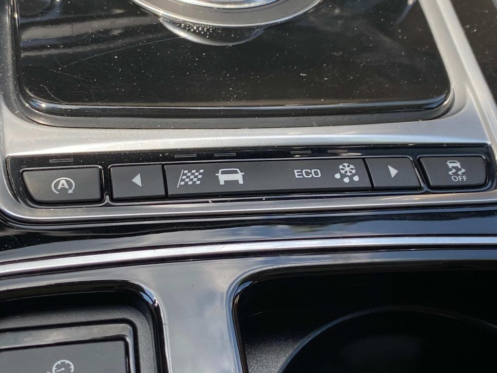 Jaguar XF-Series  2016