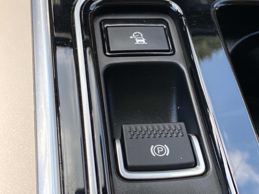 Jaguar XF-Series  2016