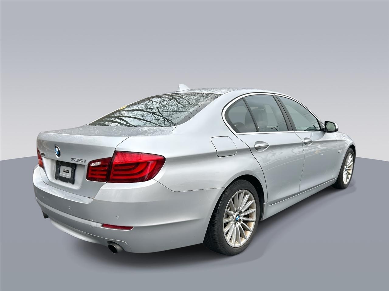 BMW 5-Series  2013