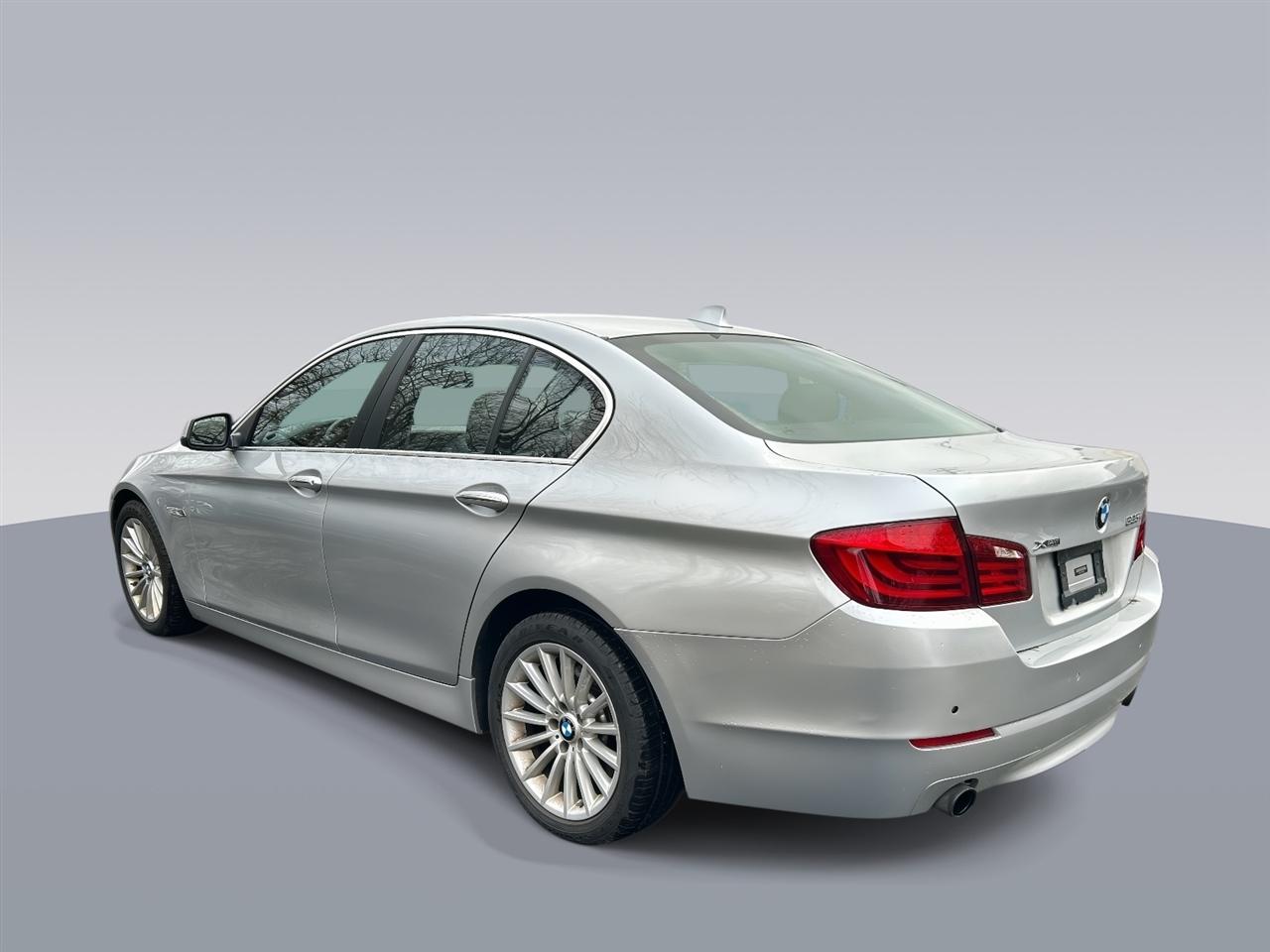 BMW 5-Series  2013