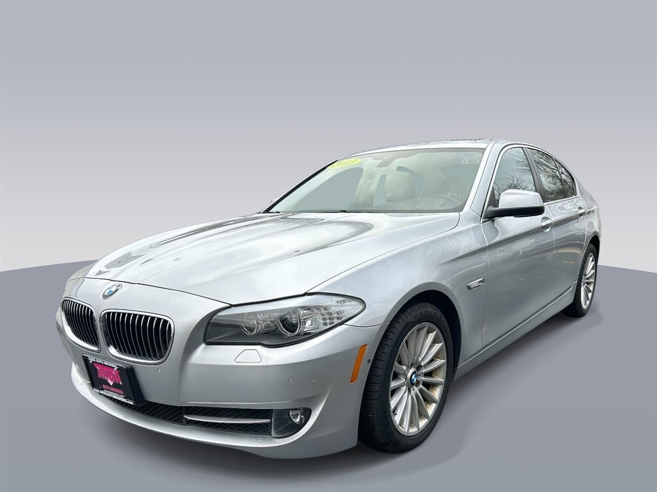 BMW 5-Series  2013