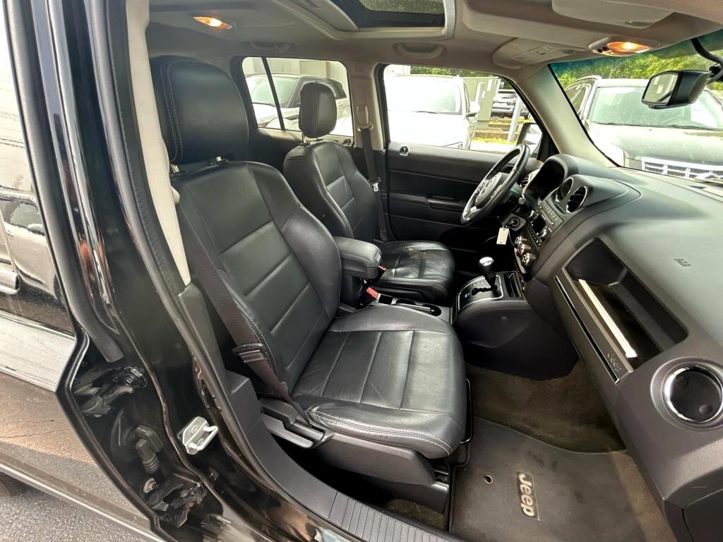 2016 Jeep Patriot High Altitude Altitude Edition photo 13