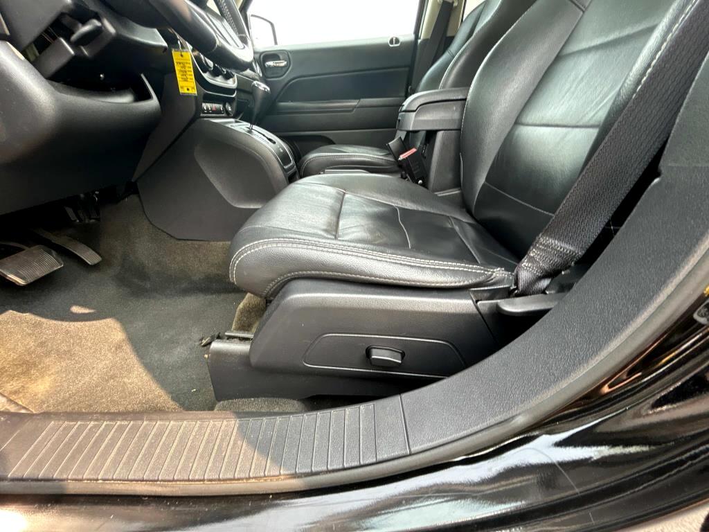 2016 Jeep Patriot High Altitude Altitude Edition photo 15