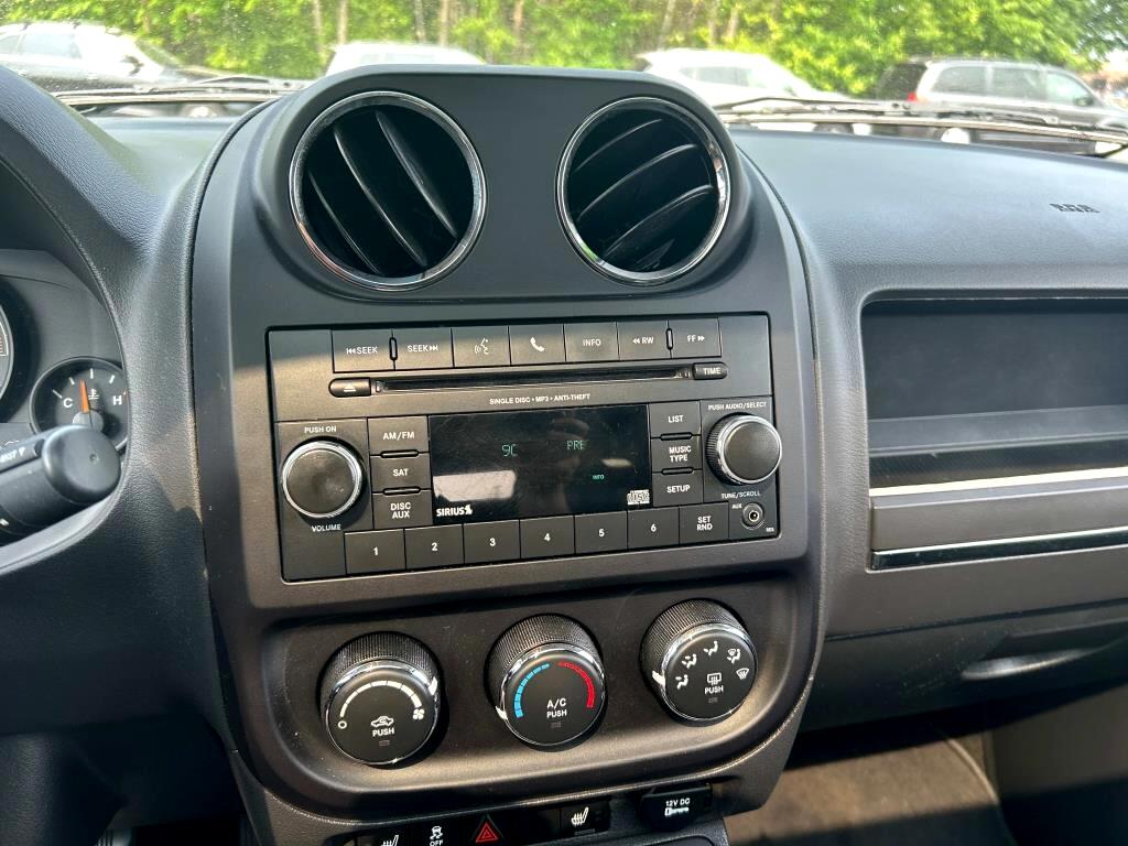 2016 Jeep Patriot High Altitude Altitude Edition photo 22