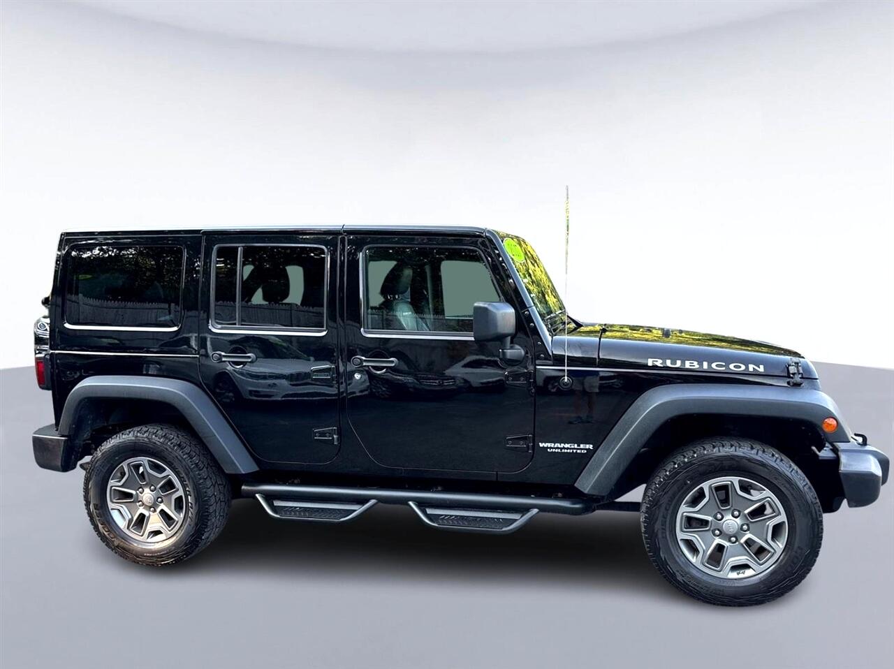 2017 Jeep Wrangler Rubicon photo 2