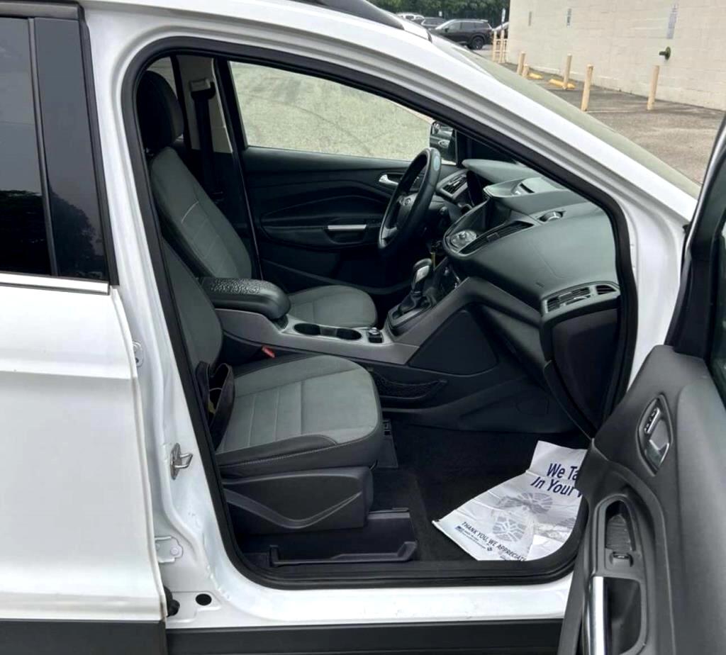 2014 Ford Escape SE photo 3