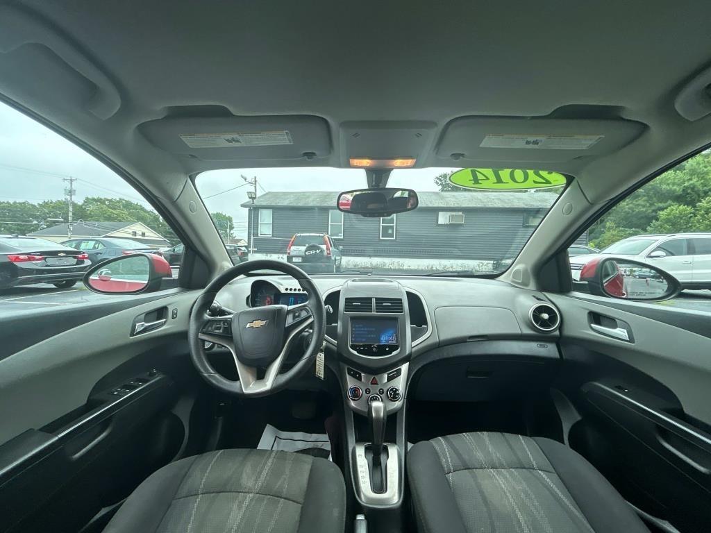 Chevrolet Sonic  2014