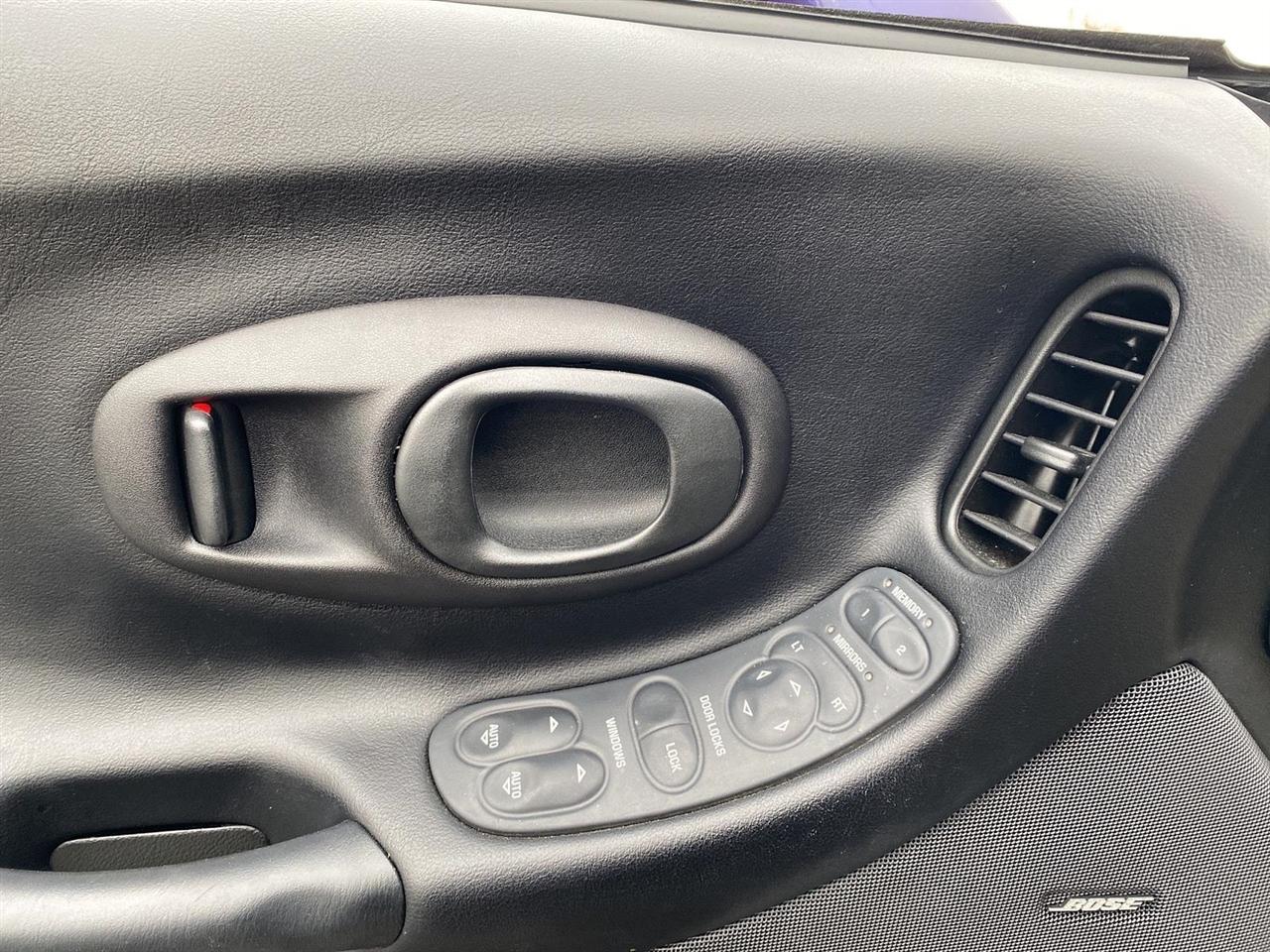 Chevrolet Corvette  1998