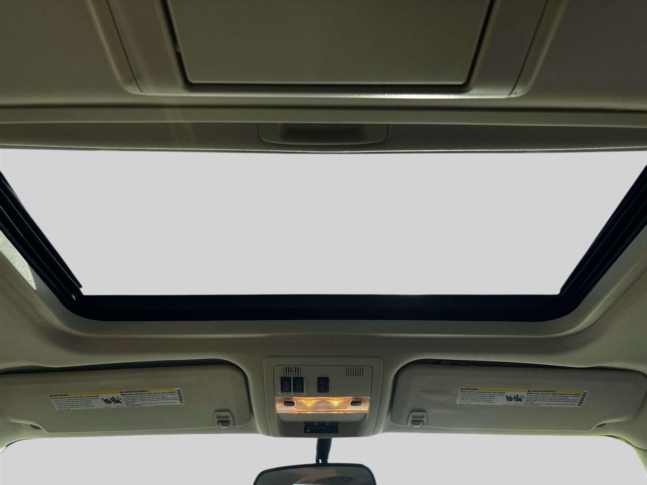 Cadillac Escalade  2012