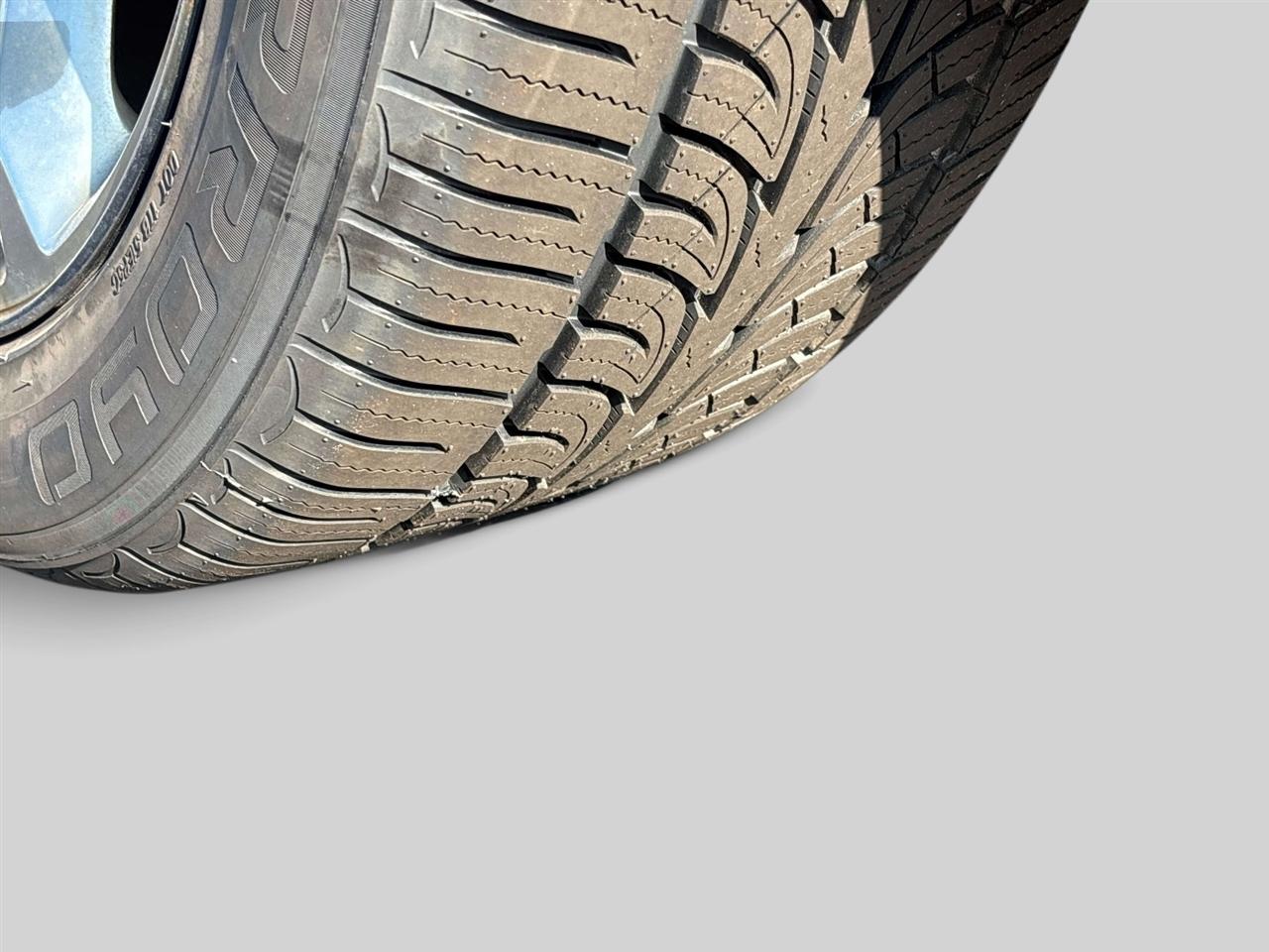 Cadillac Escalade  2012