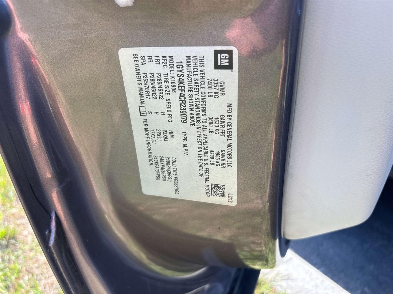 Cadillac Escalade  2012