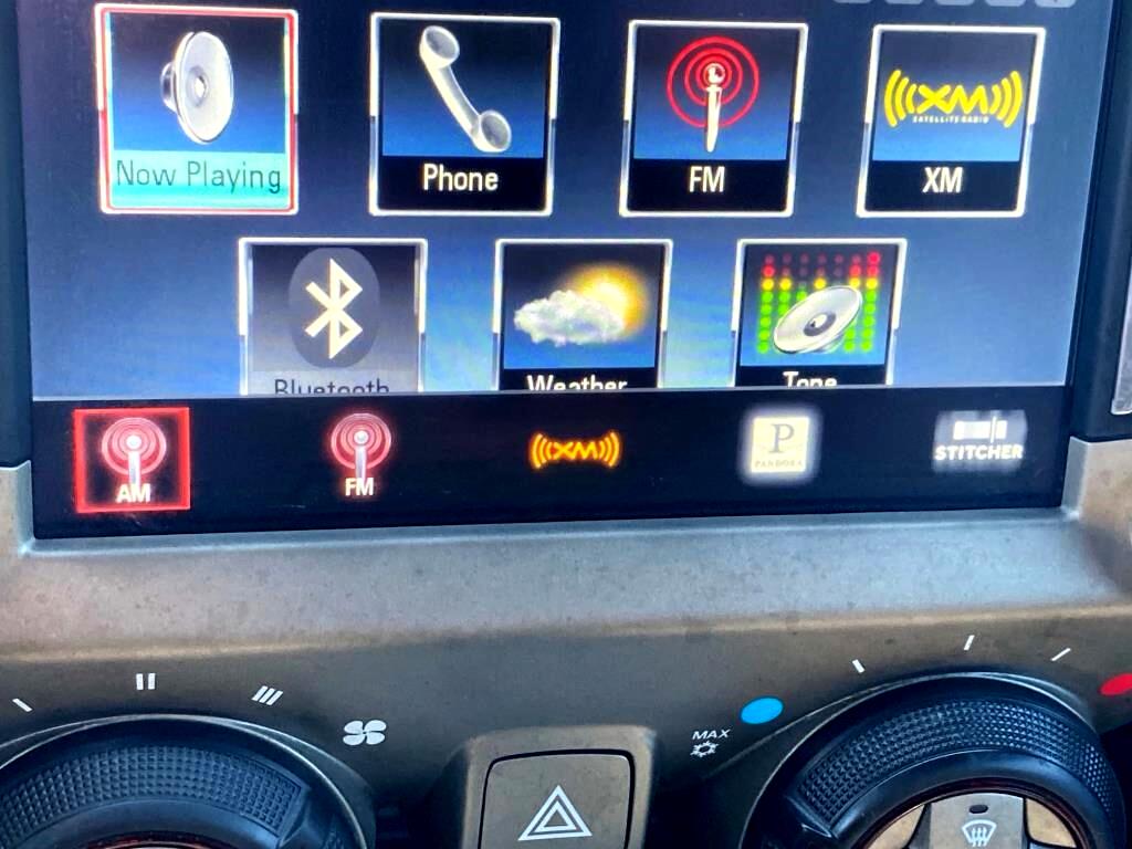 2014 Chevrolet Camaro 1LT photo 22