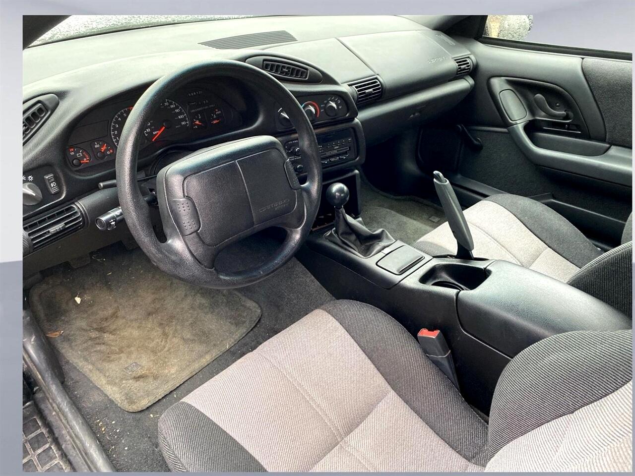1995 Chevrolet Camaro Coupe photo 2