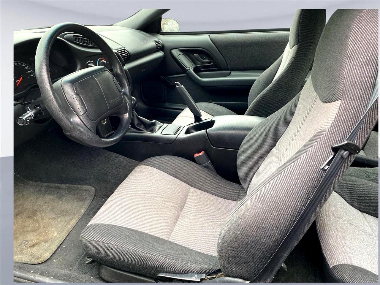 1995 Chevrolet Camaro Coupe photo 3