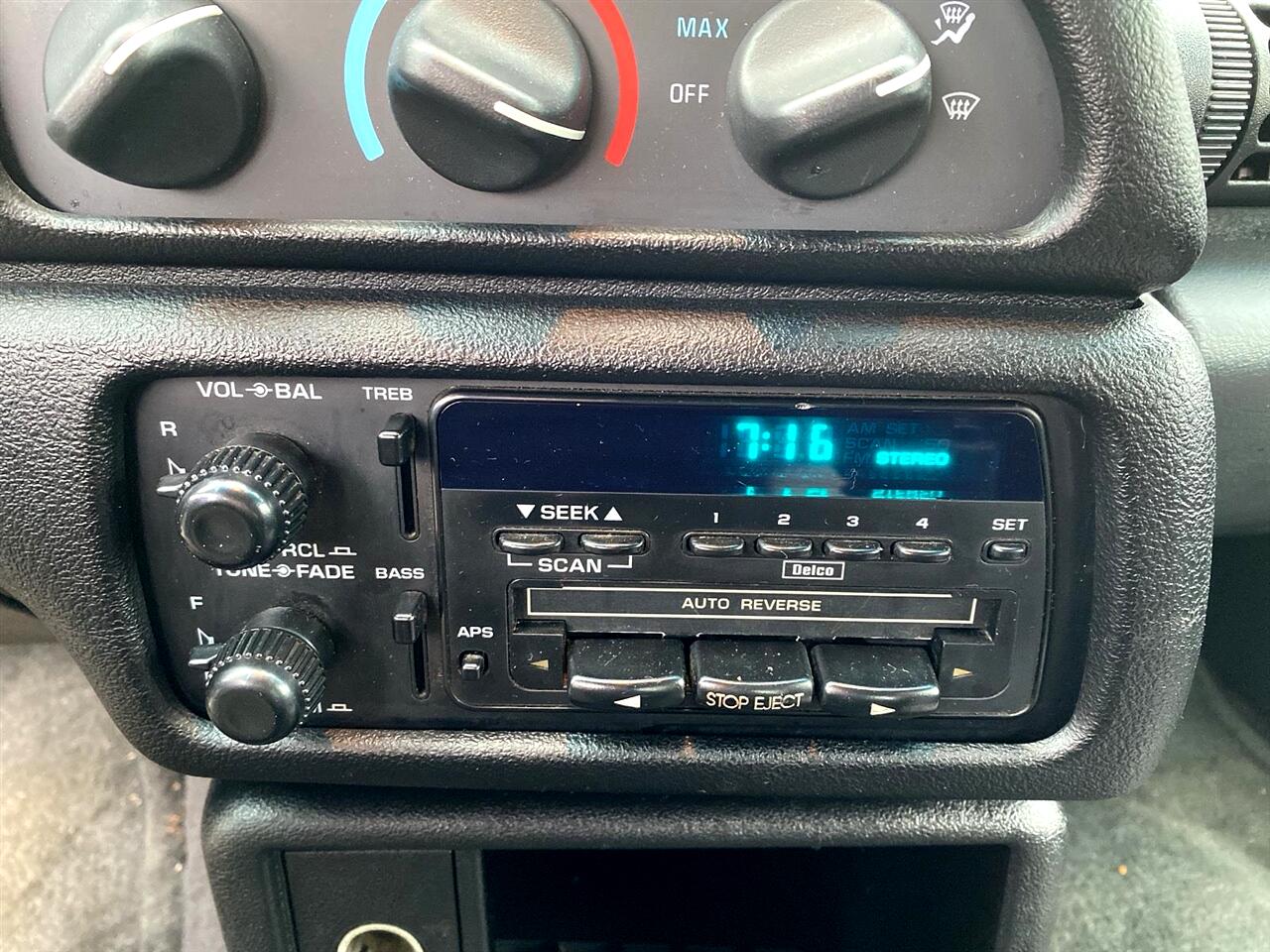 1995 Chevrolet Camaro Coupe photo 17