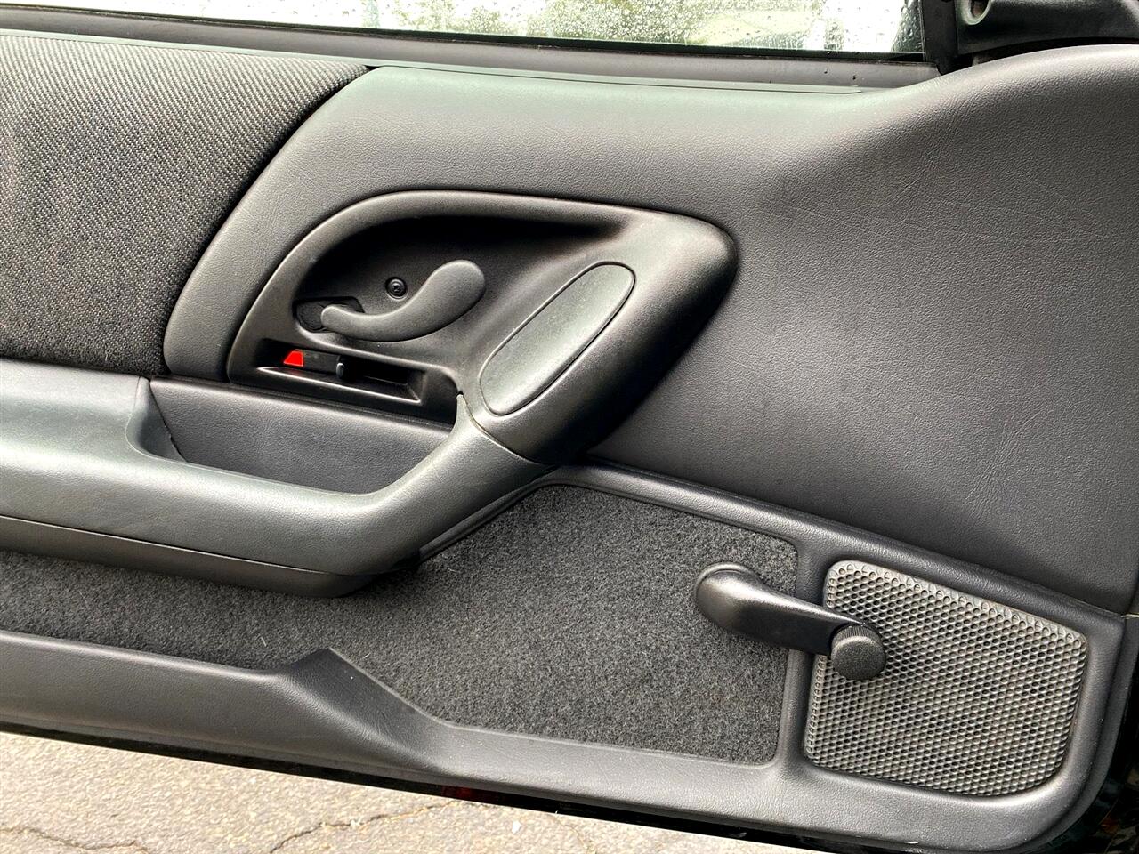 1995 Chevrolet Camaro Coupe photo 23