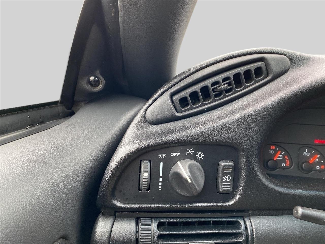 Chevrolet Camaro 2dr Coupe 1995