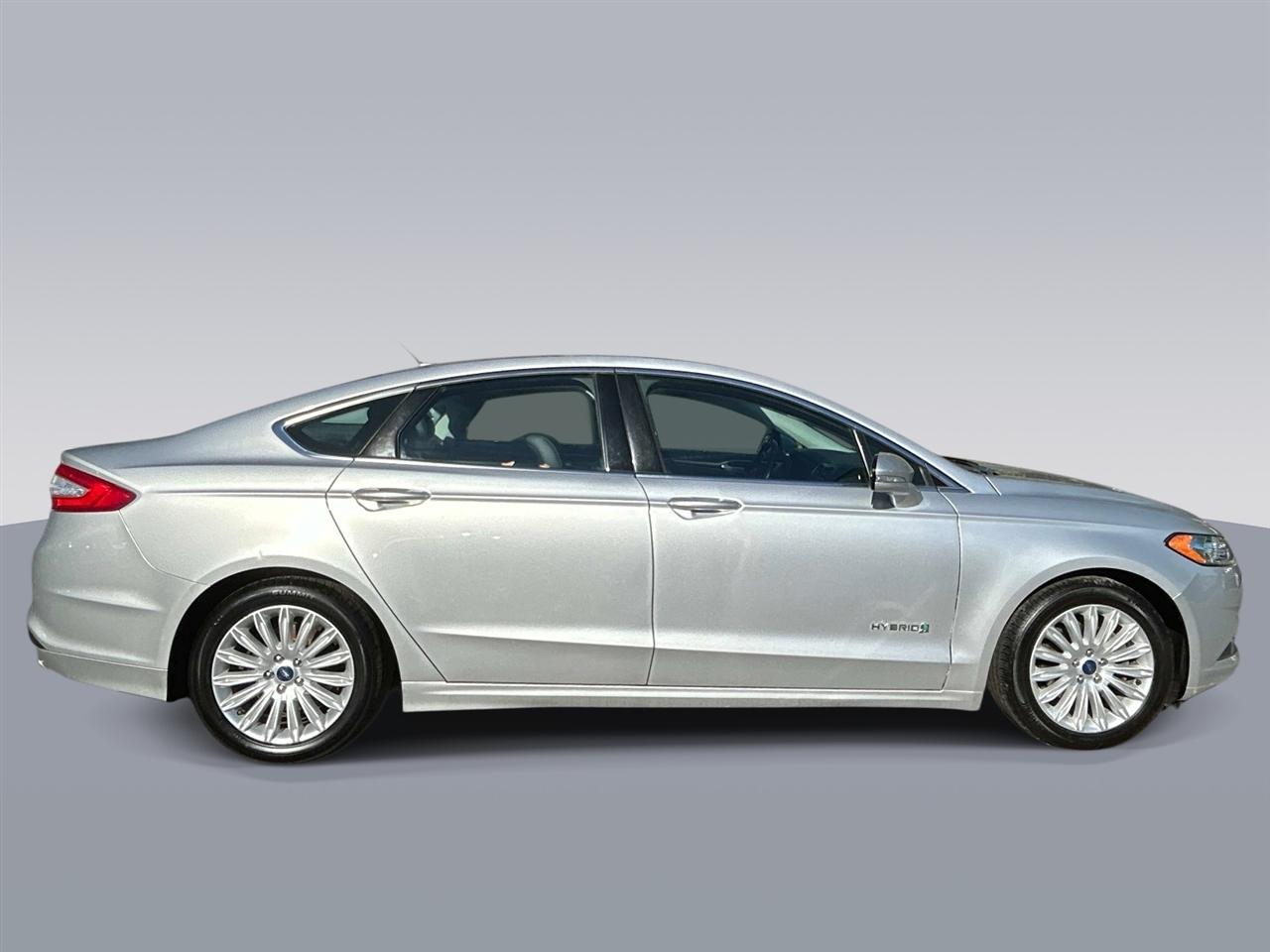 Ford Fusion Hybrid  2015
