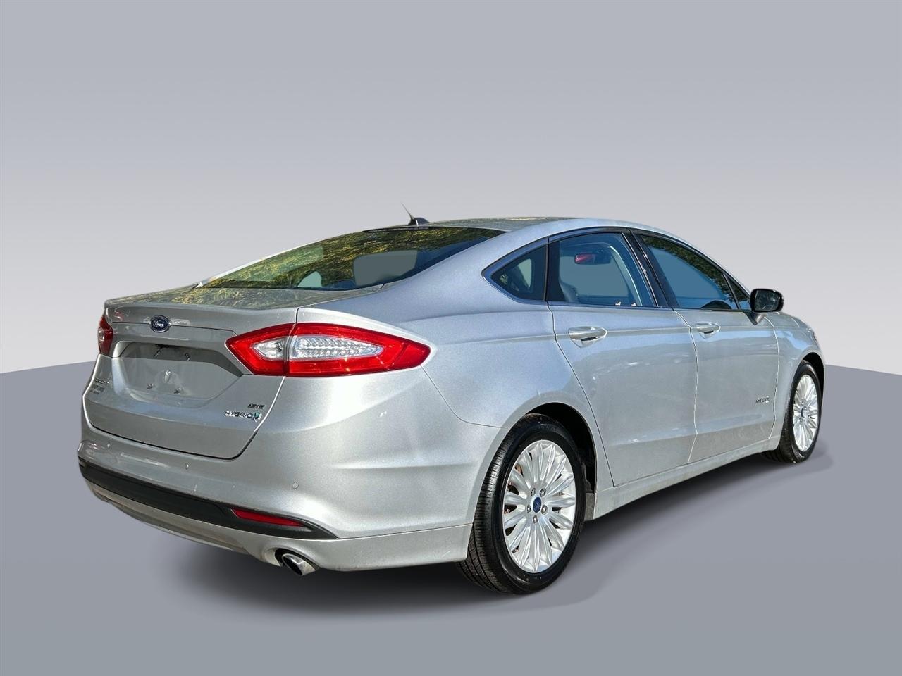 Ford Fusion Hybrid  2015