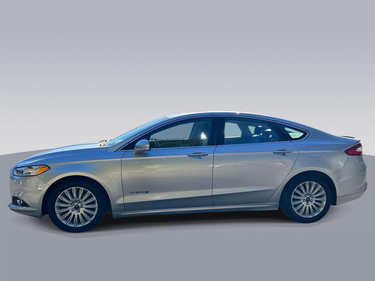 Ford Fusion Hybrid  2015