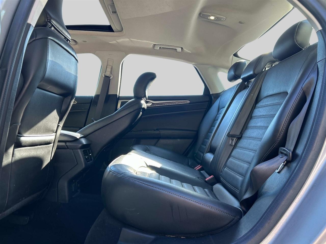 Ford Fusion Hybrid  2015