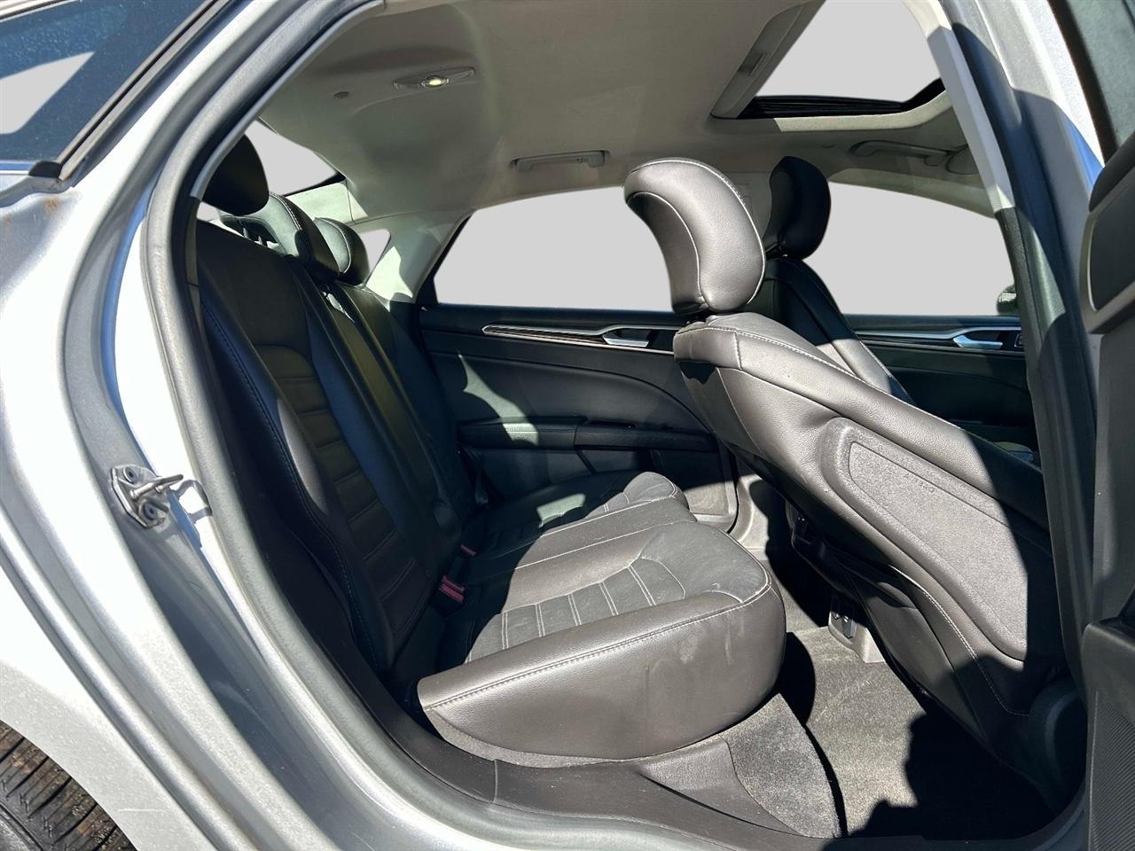 Ford Fusion Hybrid  2015
