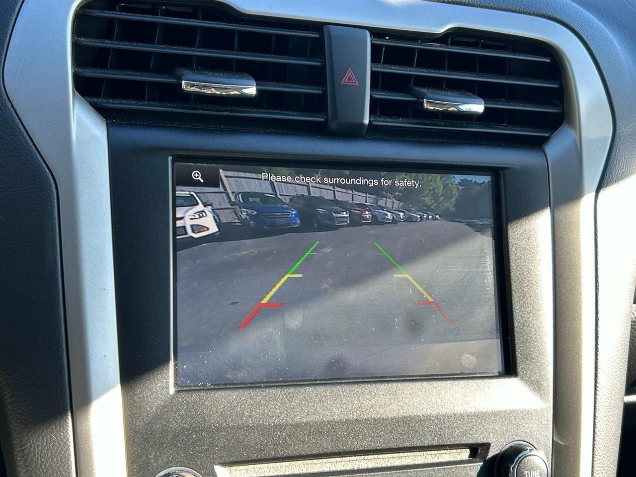 Ford Fusion Hybrid  2015