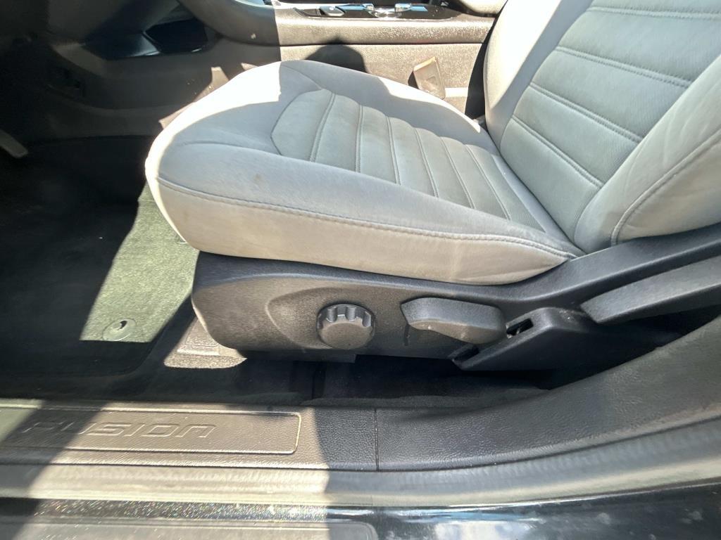 Ford Fusion Hybrid  2014