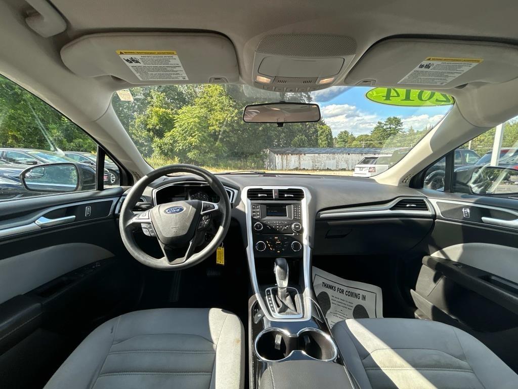 Ford Fusion Hybrid  2014