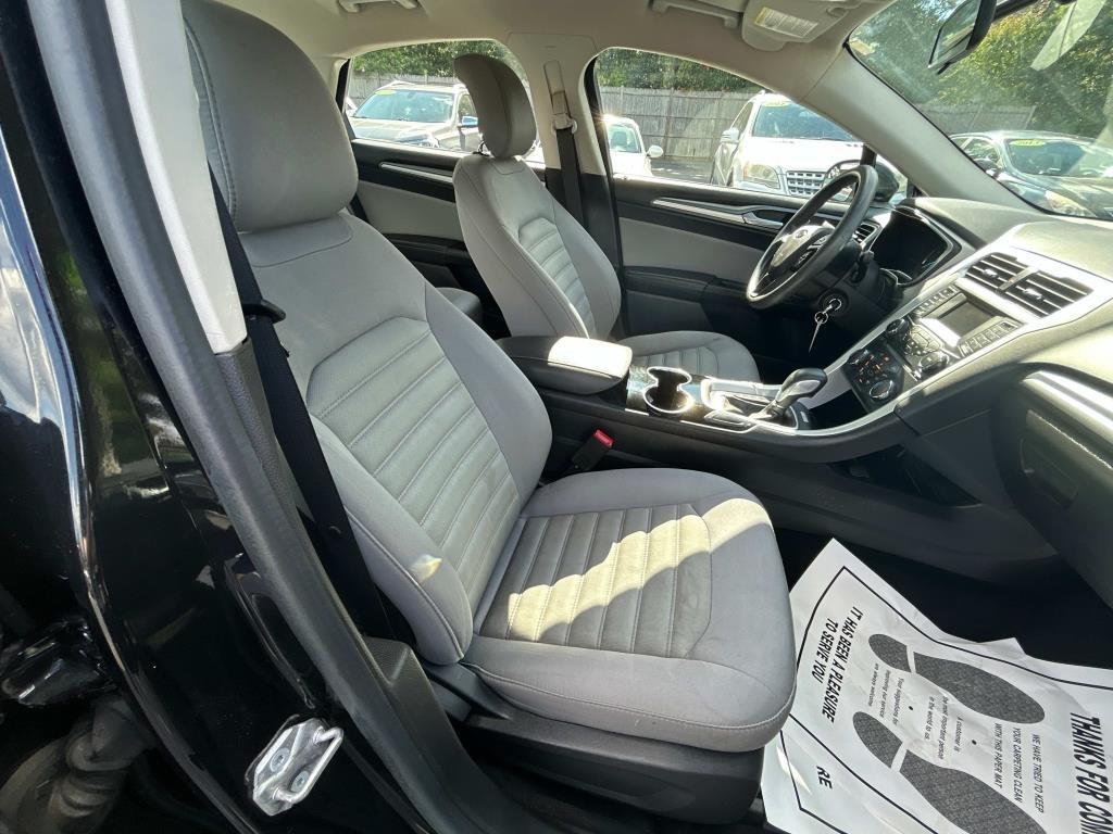 Ford Fusion Hybrid  2014