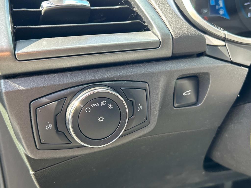 Ford Fusion Hybrid  2014