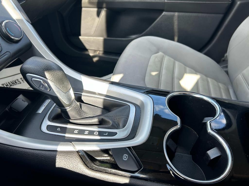 Ford Fusion Hybrid  2014