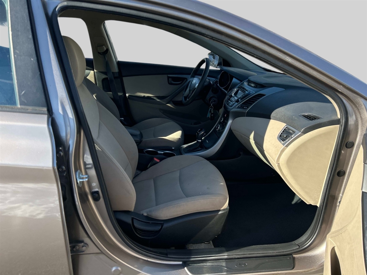 Hyundai Elantra  2016