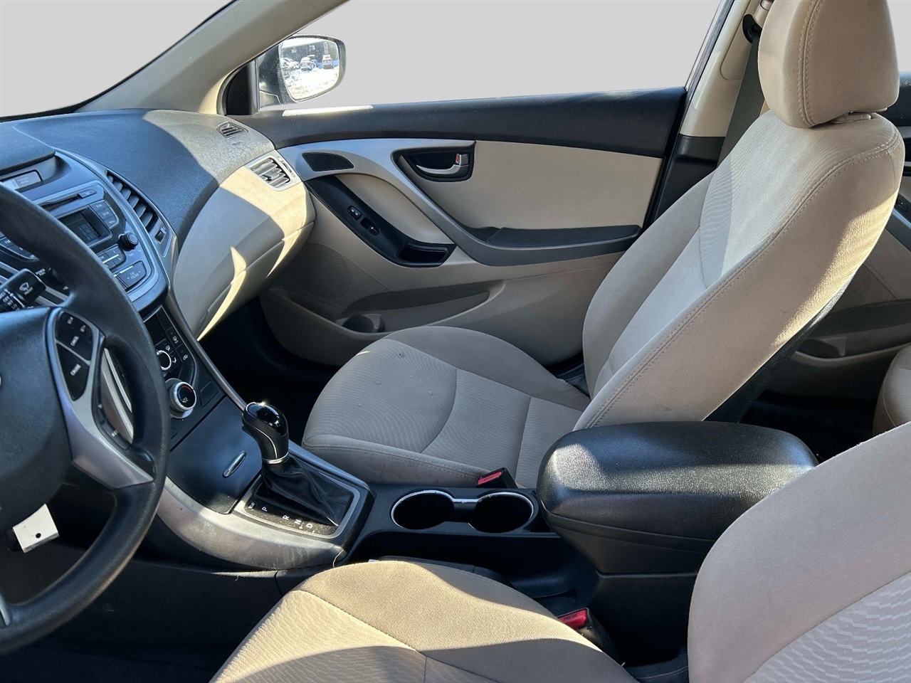 Hyundai Elantra  2016