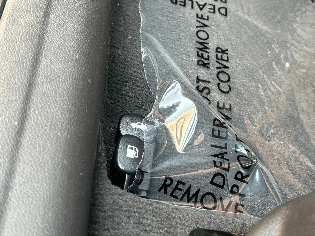 Hyundai Elantra  2012