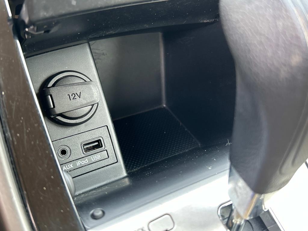 Hyundai Elantra  2012