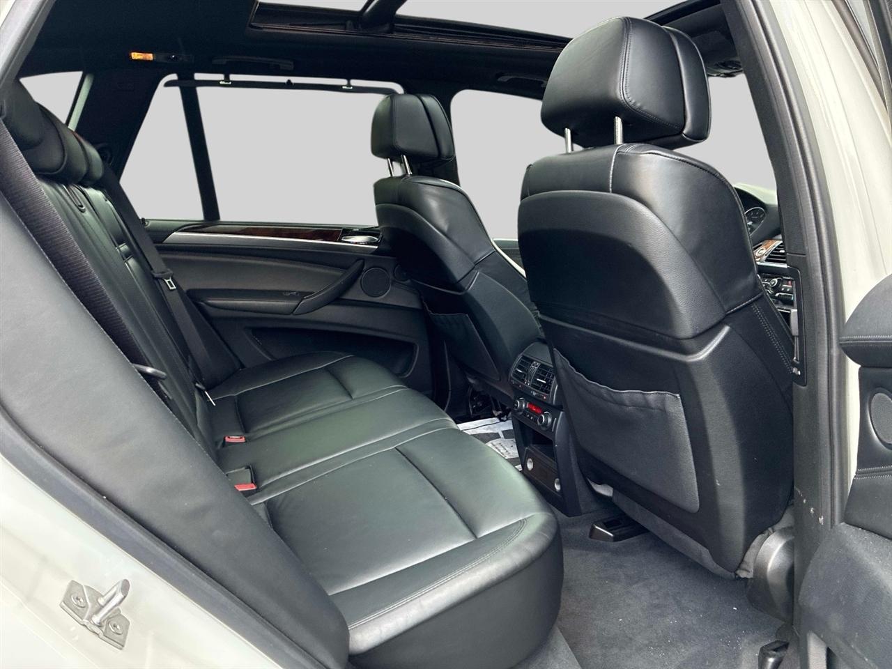 BMW X5 AWD 4dr 50i 2012