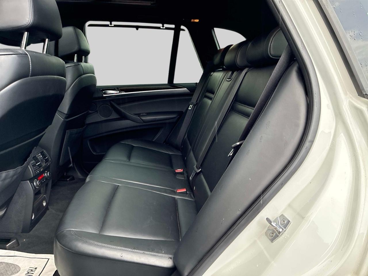 BMW X5 AWD 4dr 50i 2012