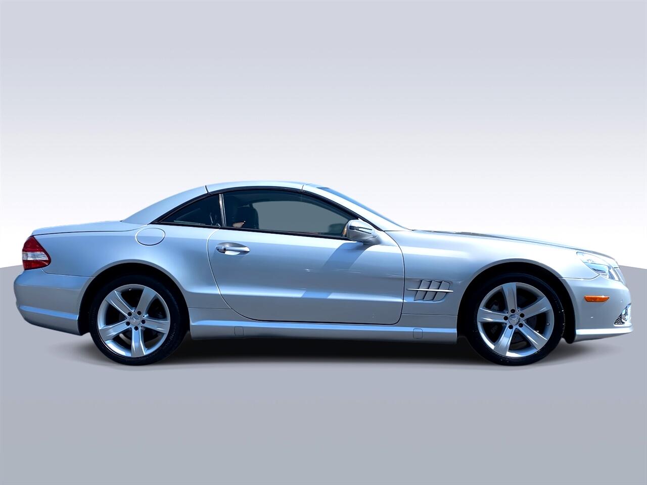 2009 Mercedes Benz SL 550 photo 3