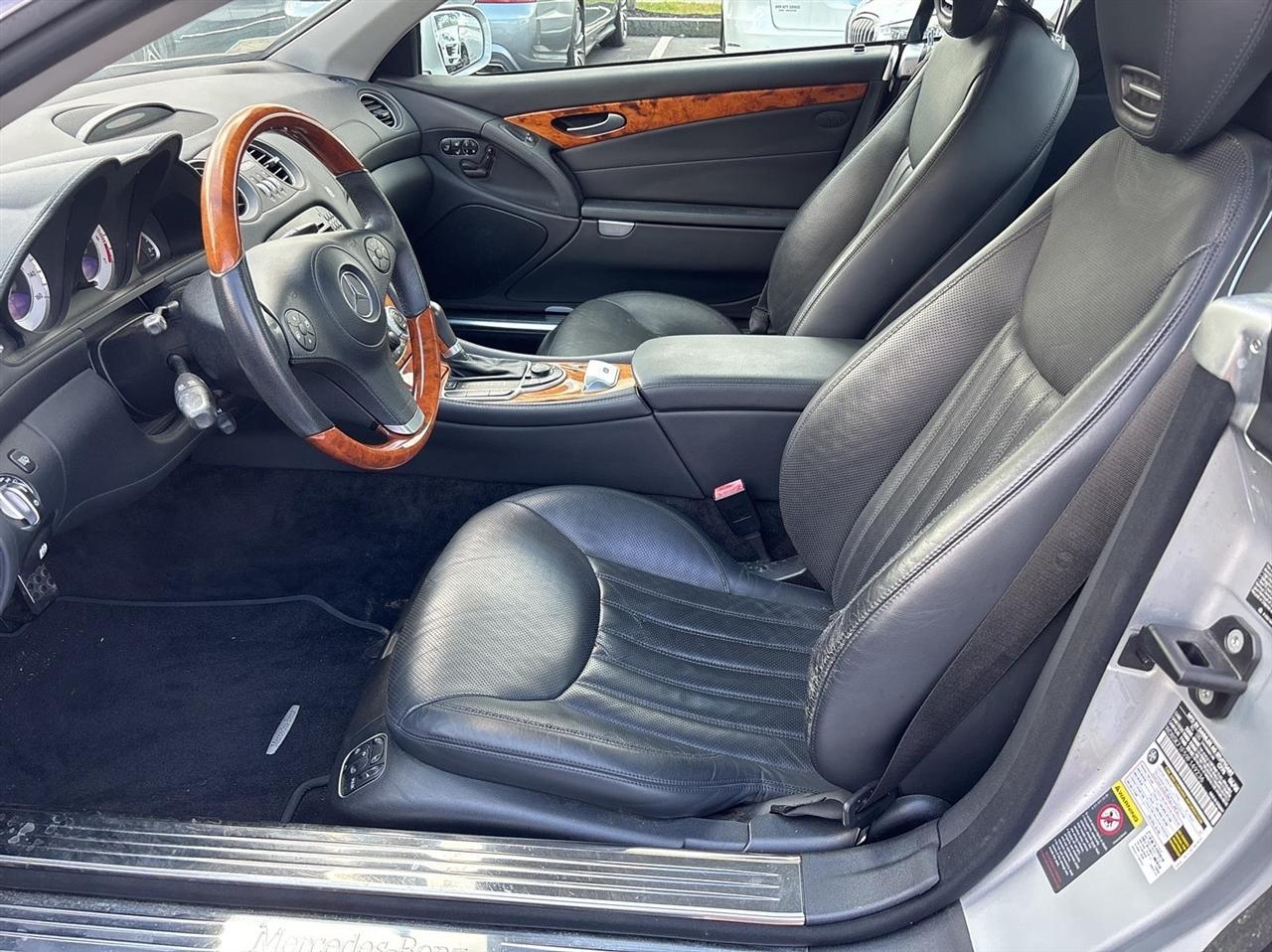 Mercedes-Benz SL-Class  2009