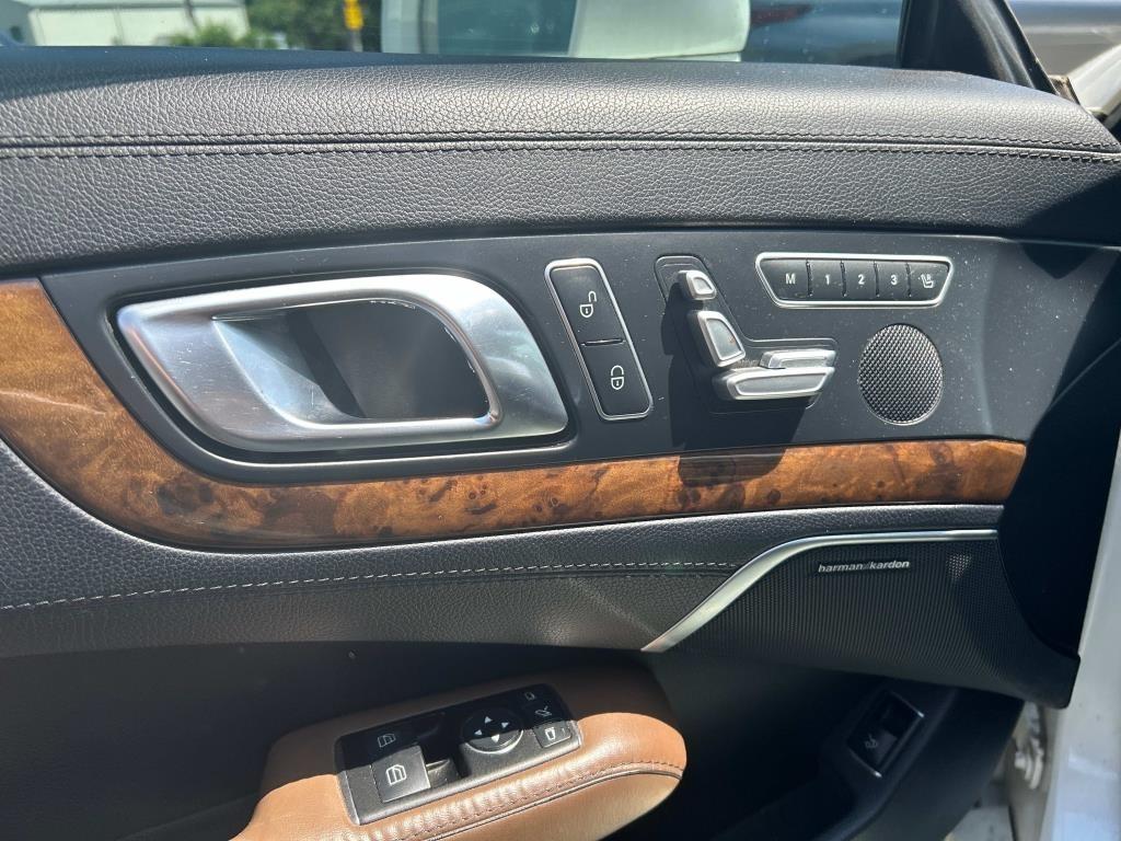 Mercedes-Benz SL-Class  2013