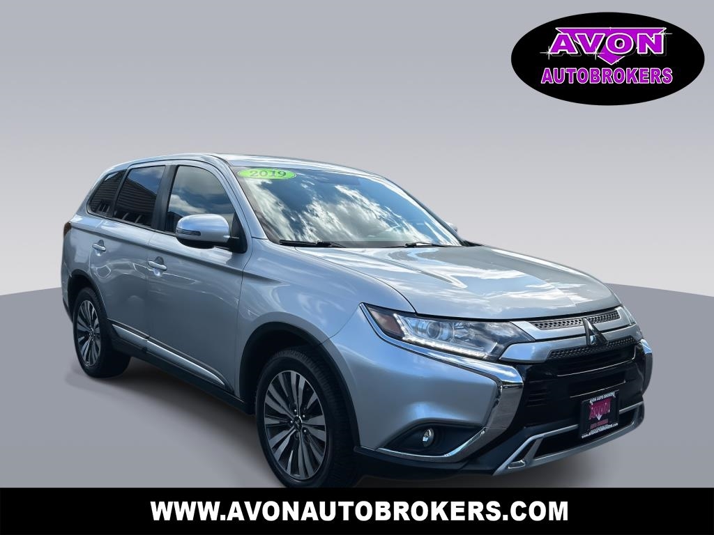 2019 Mitsubishi Outlander SE