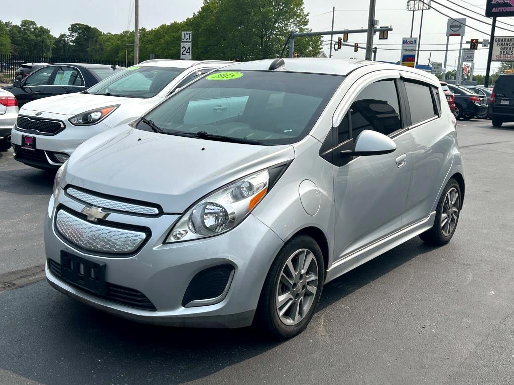 2015 Chevrolet Spark EV LT photo 6