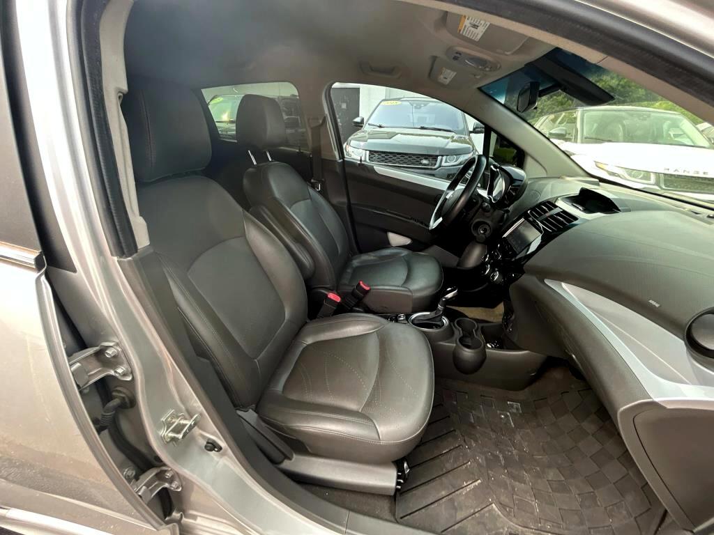 2015 Chevrolet Spark EV LT photo 12